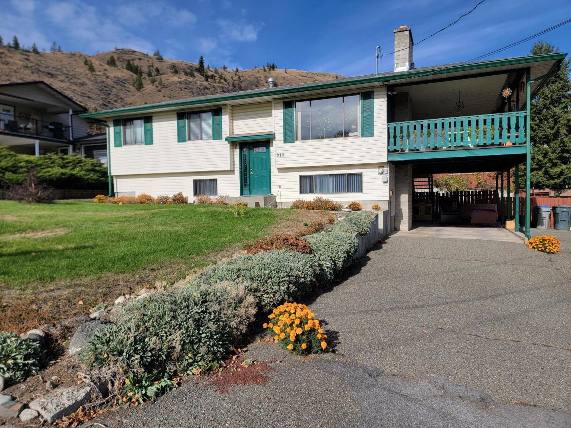 Charming - 2 Bedrooms Suite, 1 Full Bath & Family Room Kamloops Eksteriør billede