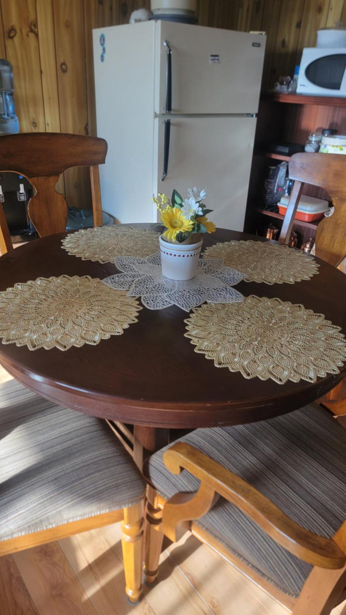 Charming - 2 Bedrooms Suite, 1 Full Bath & Family Room Kamloops Eksteriør billede